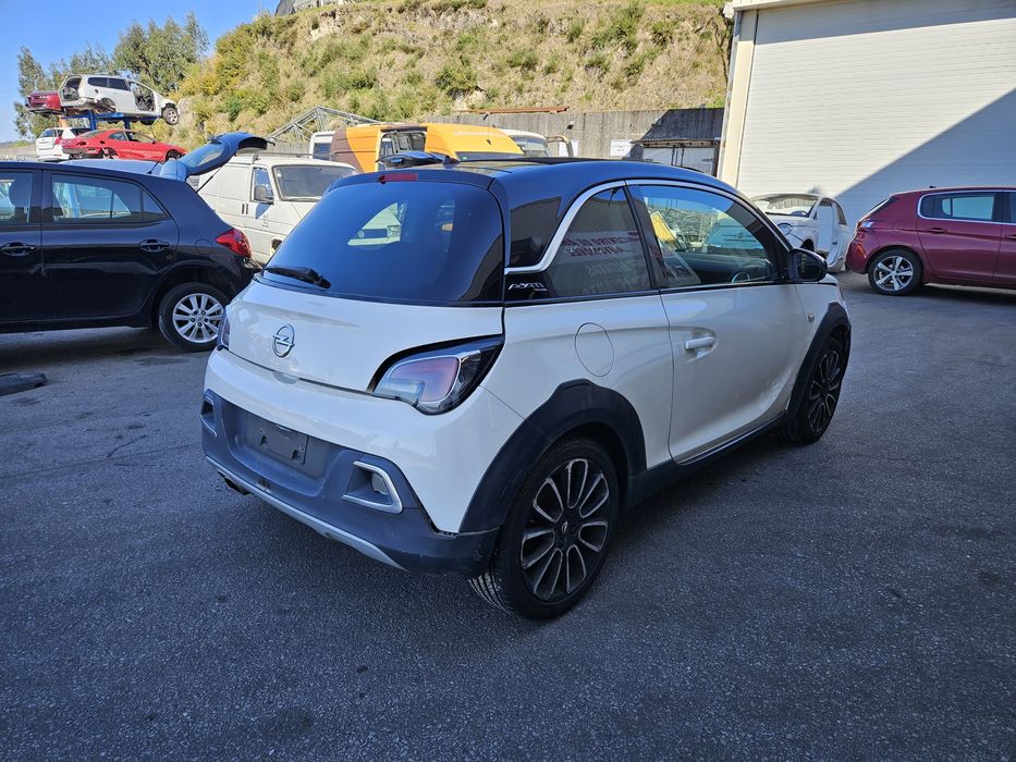 Opel Adam 1.0 Turbo de 2014 para peças