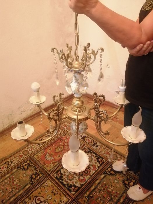 Lote de móveis em bom estado