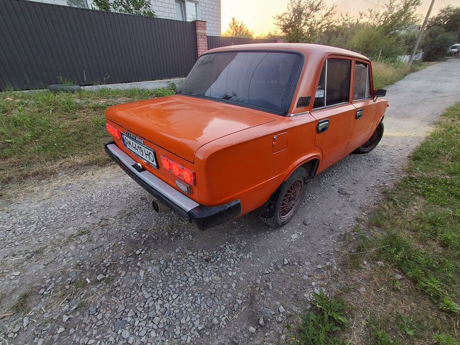 Продам ваз 21013
