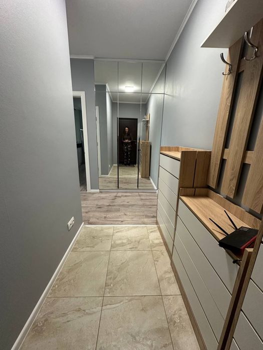 Здам в оренду сучасну 2кімн квартиру (будинок з генератором)