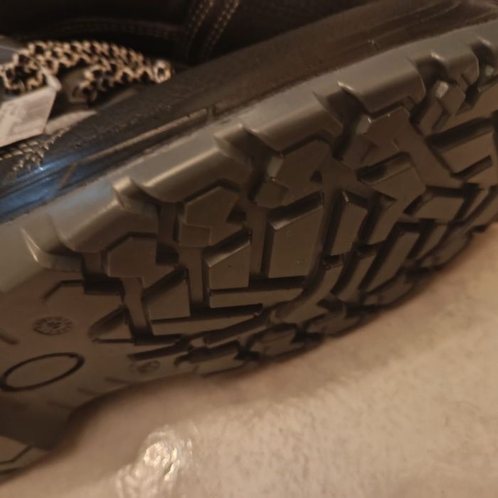 Botas  de segurança n. 42