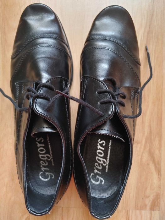 Buty wizytowe 25cm.