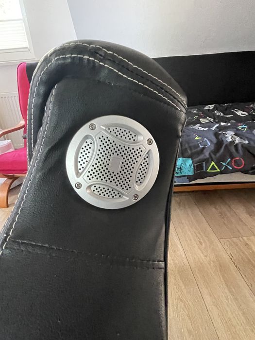 Sprzedam fotel z glosnikami uzywany odbior osobisty