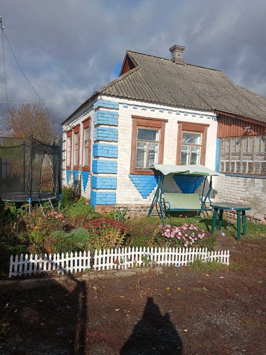 Продам гарний дім