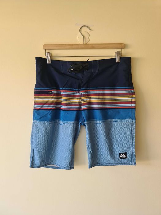 Calções de Praia Quiksilver Tamanho 32 | Quiksilver Swim Shorts 32