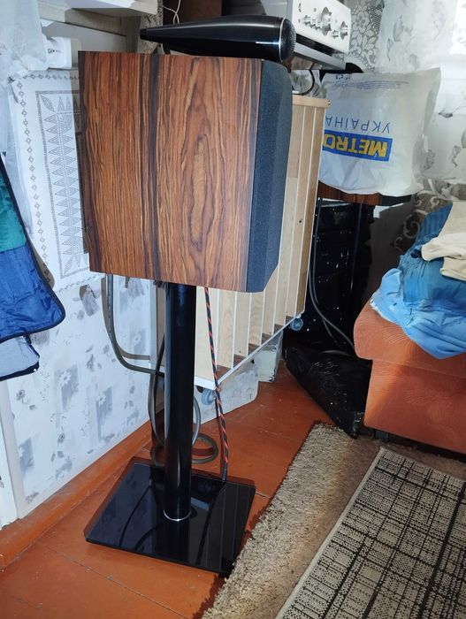 Продам универсальные стойки для колонок