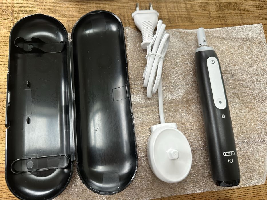 Szczoteczka magnetyczna Oral-b io 4 czarna cena okazyjna
