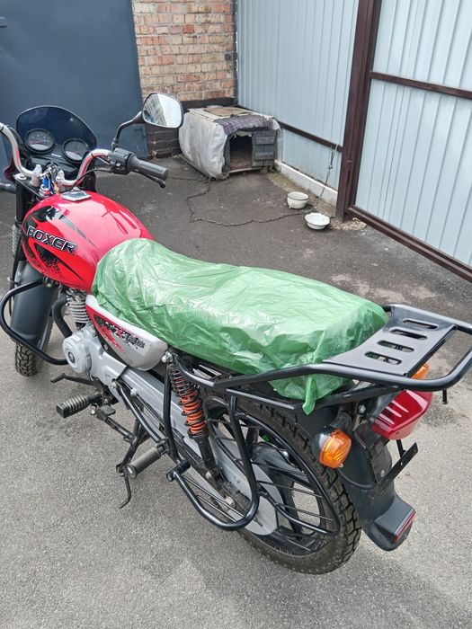 Мотоцикл Bajaj Boxer 125