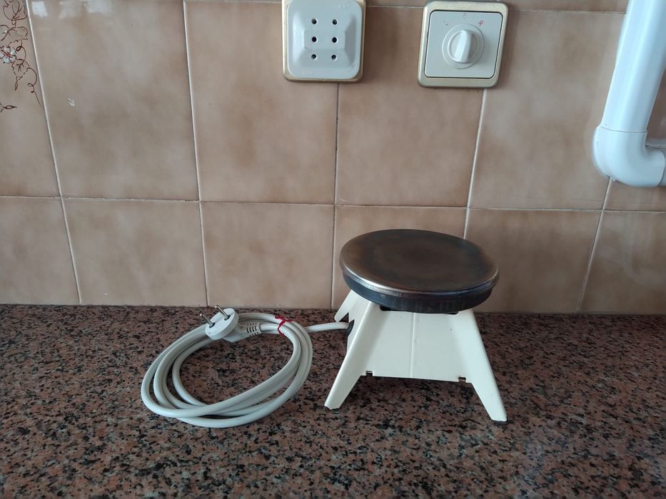 Placa fogão antigo casa quarto cozinha apartamento vivenda escritório.