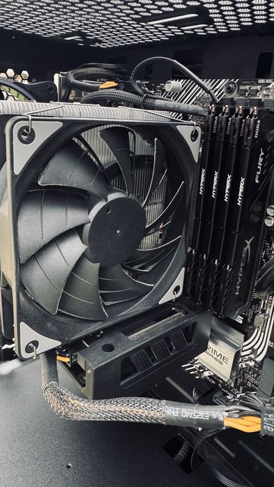 Комплект : Core i7-10700K / 64GB RAM HyperX / Asus H470 + Кулер DeepCool