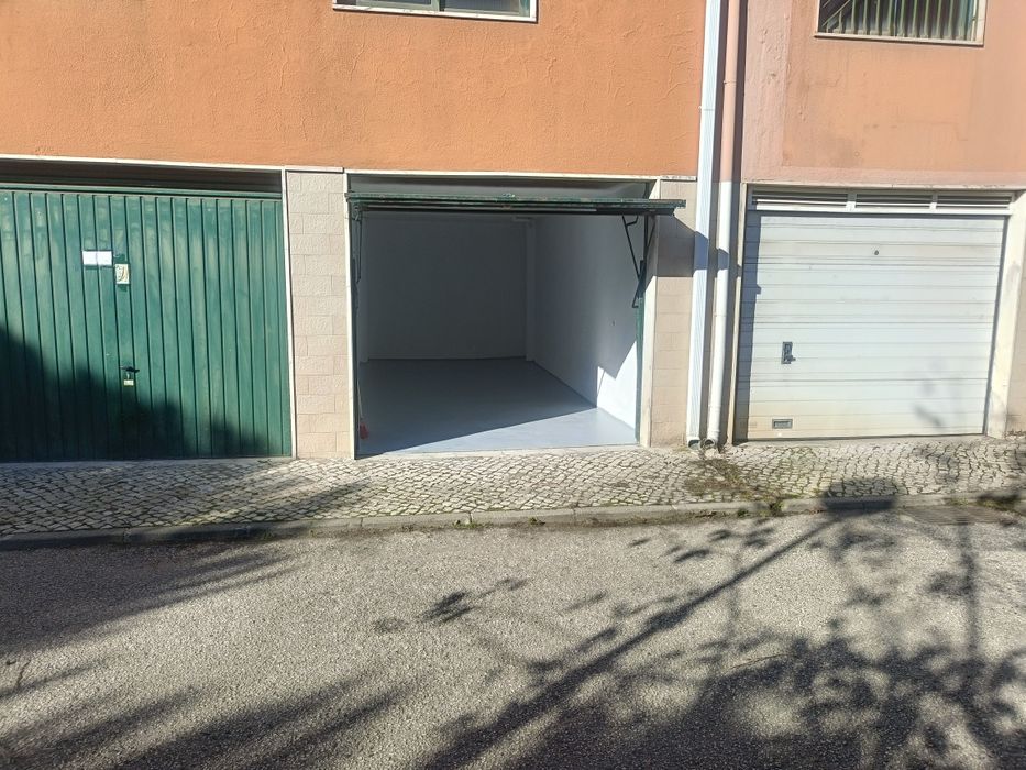 Garagem Tercena  .