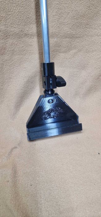 Kij do wyciagania łódki zanętowej