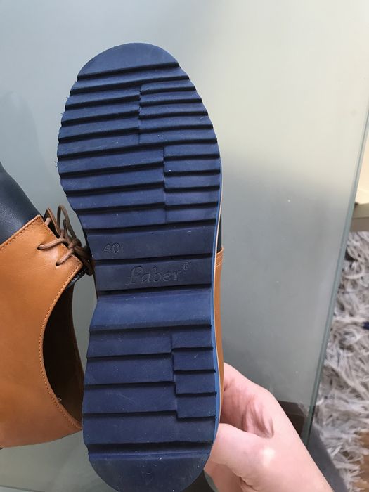 Skórzane eleganckie buty rozmiar 40