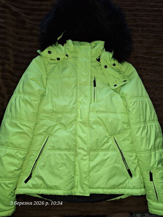 Лижна куртка на дівчинку