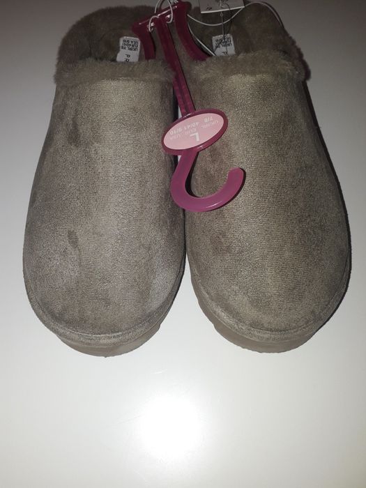 Śniegowce beż,nowe.