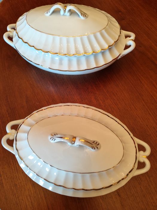 Duas terrinas em estado fantástico da marca Coimbra SP