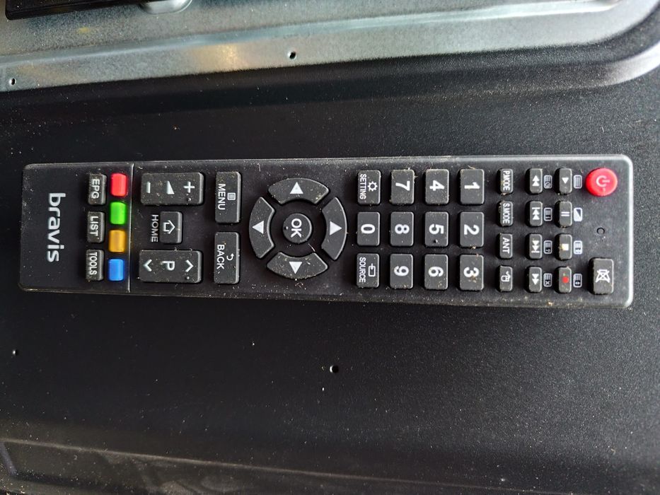 Телевизор Bravis