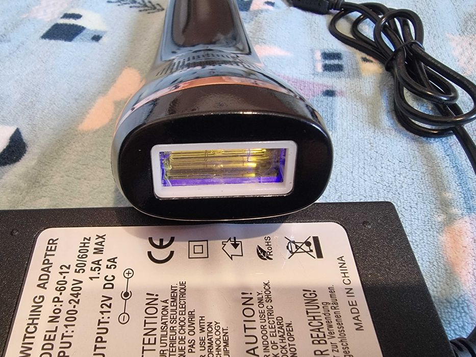 Laserowe urządzenie do bezbolesnego usuwania włosów, Depilator