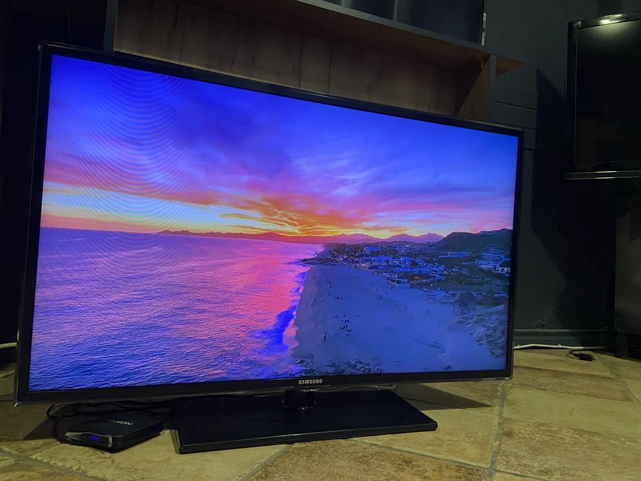 Телевізор самсунг samsung 40 дюймів