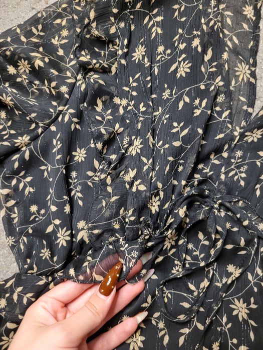 Літня сукня з рюшами