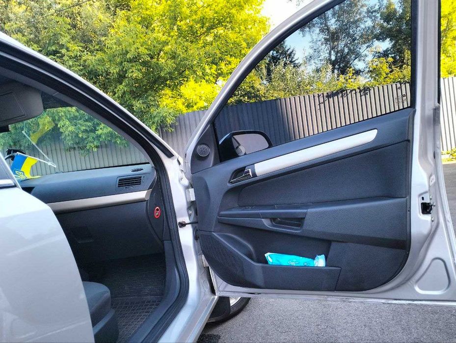 Opel Astra H 2008 газ-бензин