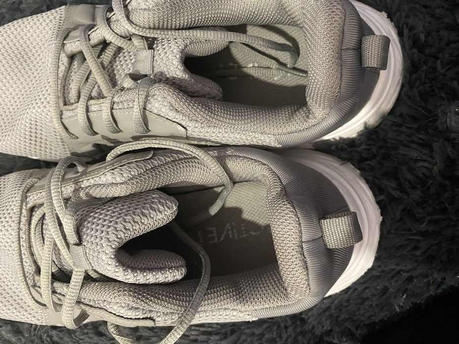 Кросівки 45 розмір