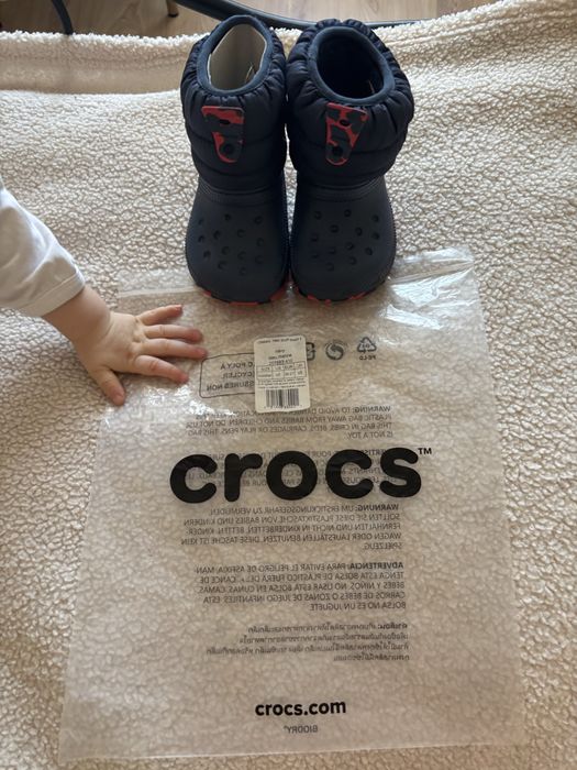 Чоботи crocs neo puff boot