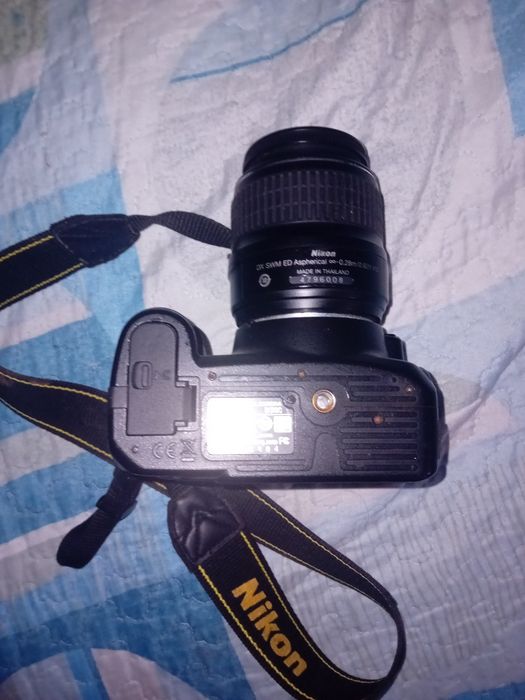 Camera Nikon D3100