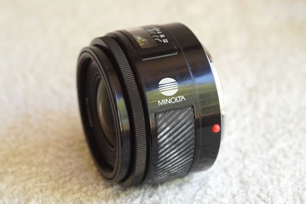 Minolta AF 28 f/2.8 + 50 Macro для Sony