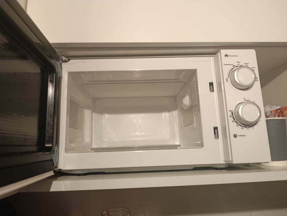 Микроволновая печь Ardesto GO-S725W