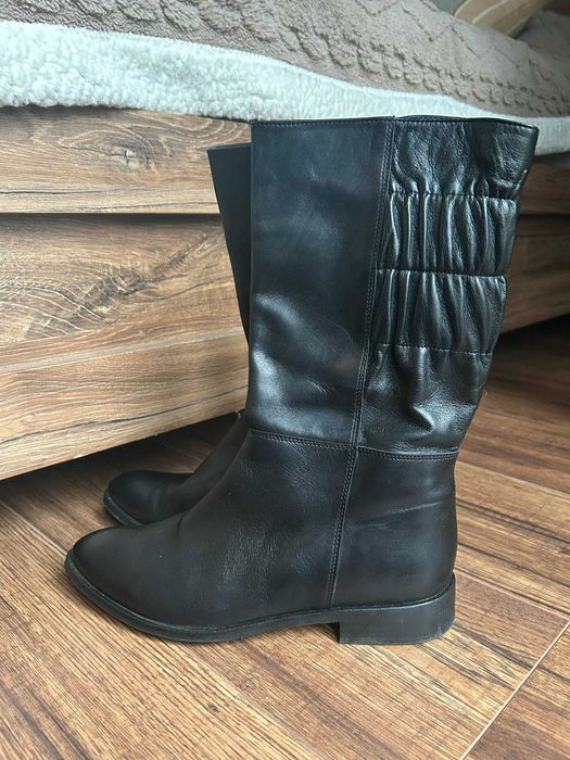 Wygodne botki marki Eva Longoria rozmiar 39 ( 25,5 cm dłogość wkładki)