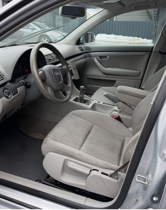 Audi A4b7 нерозмитнена