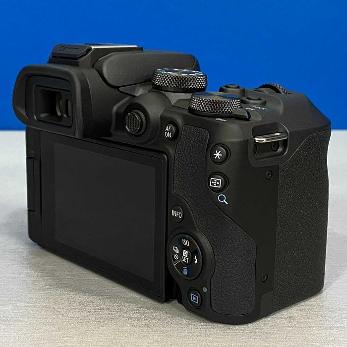 Canon EOS R10 (Corpo) - 24.2MP - NOVA - 3 ANOS DE GARANTIA