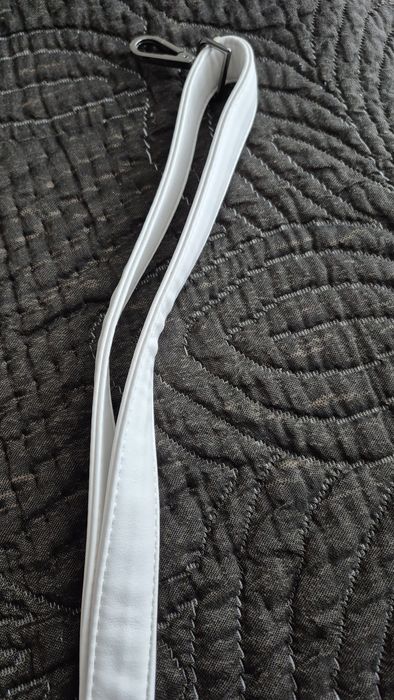 Biały pasek do torebki, nowy