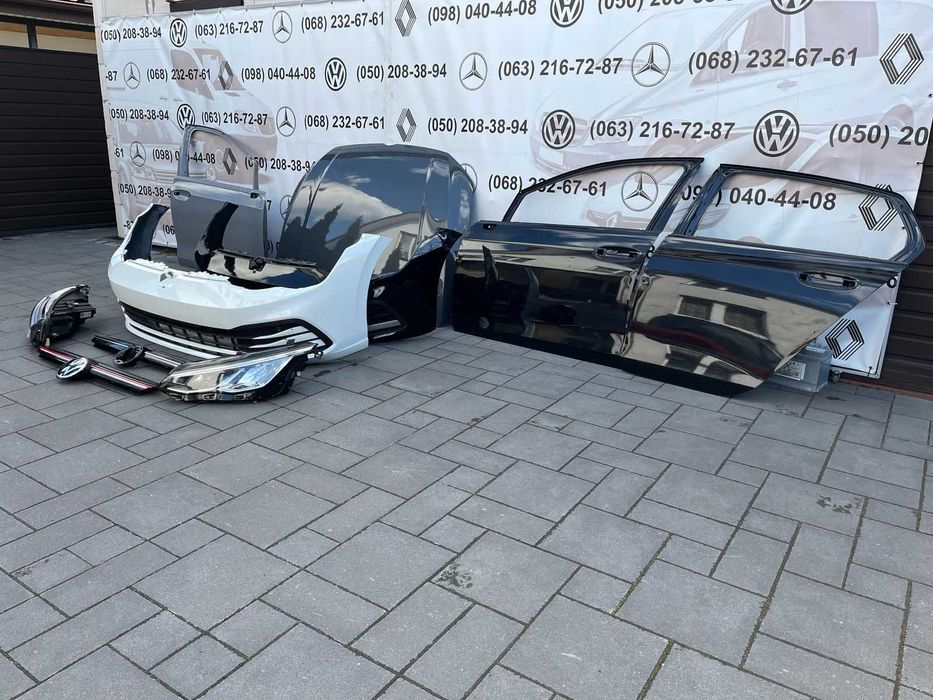 Авторозборка Golf 8 капот бампер решітка двері фари GTI