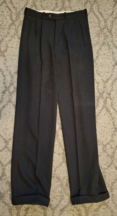 czarny elegancki garnitur