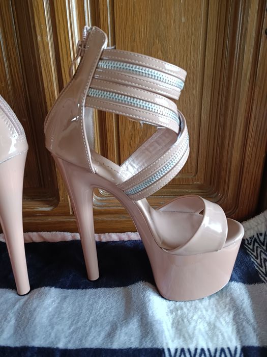 Стріпи двійка лаковані