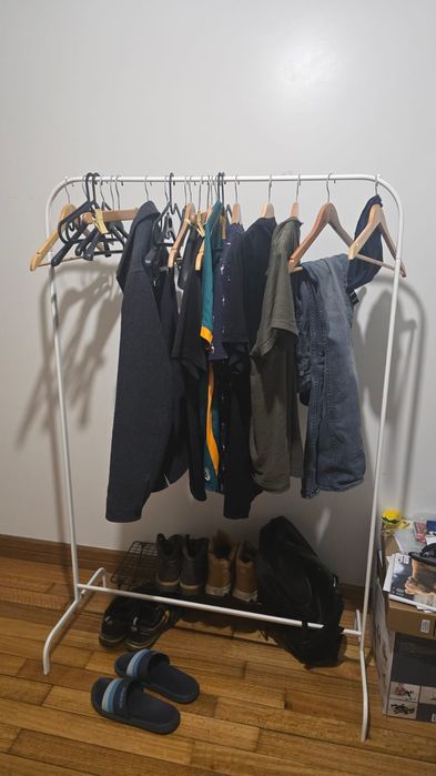 2 Cabideiros para quarto