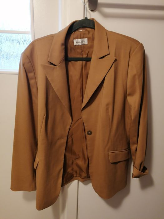 Brązowa karmelowa marynarka damska rozmiar 42