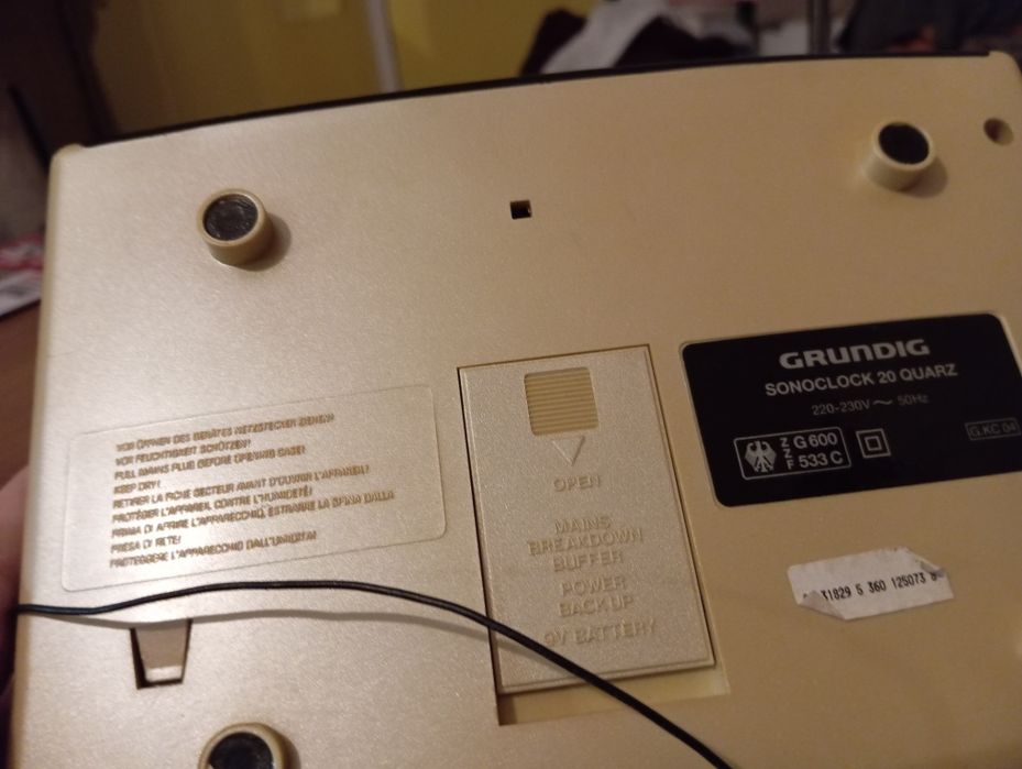 Radio budzik Grundig Sono Clock 20 PRL