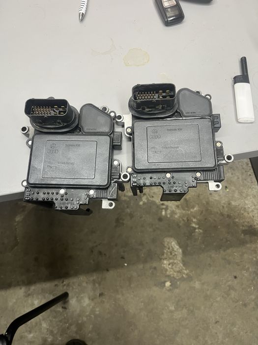 01J блок керування АКПП  CVT 2.5 TDI