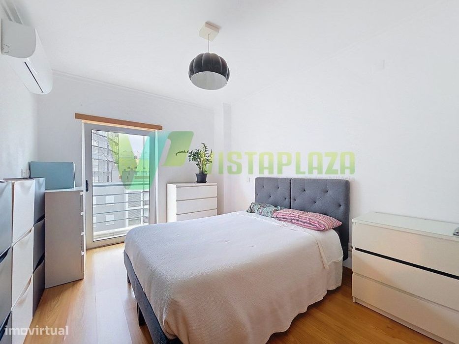 Apartamento T3 perto da praia com garagem em Portimão