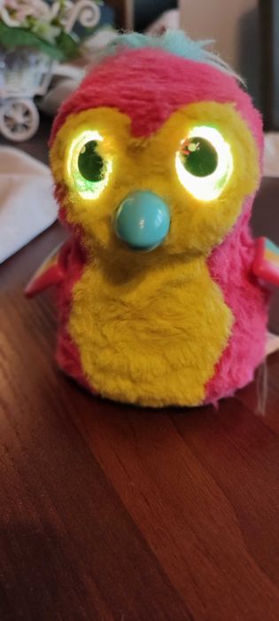 Hatchimals jajko interaktywne różowy Pingwiniak wykluty
