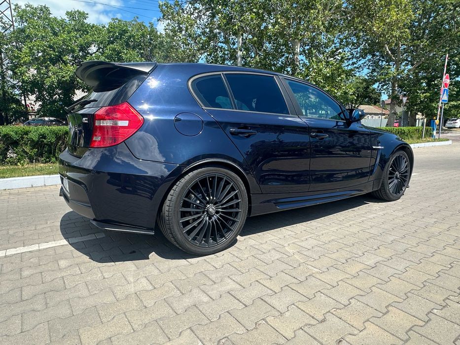 Продам BMW E87