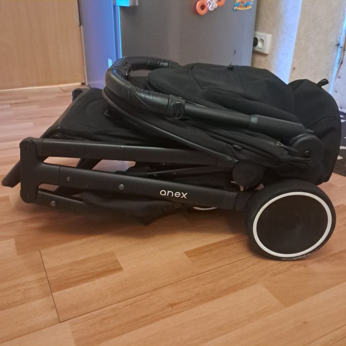 Продам коляску Anex Air x .В хорошому стані.