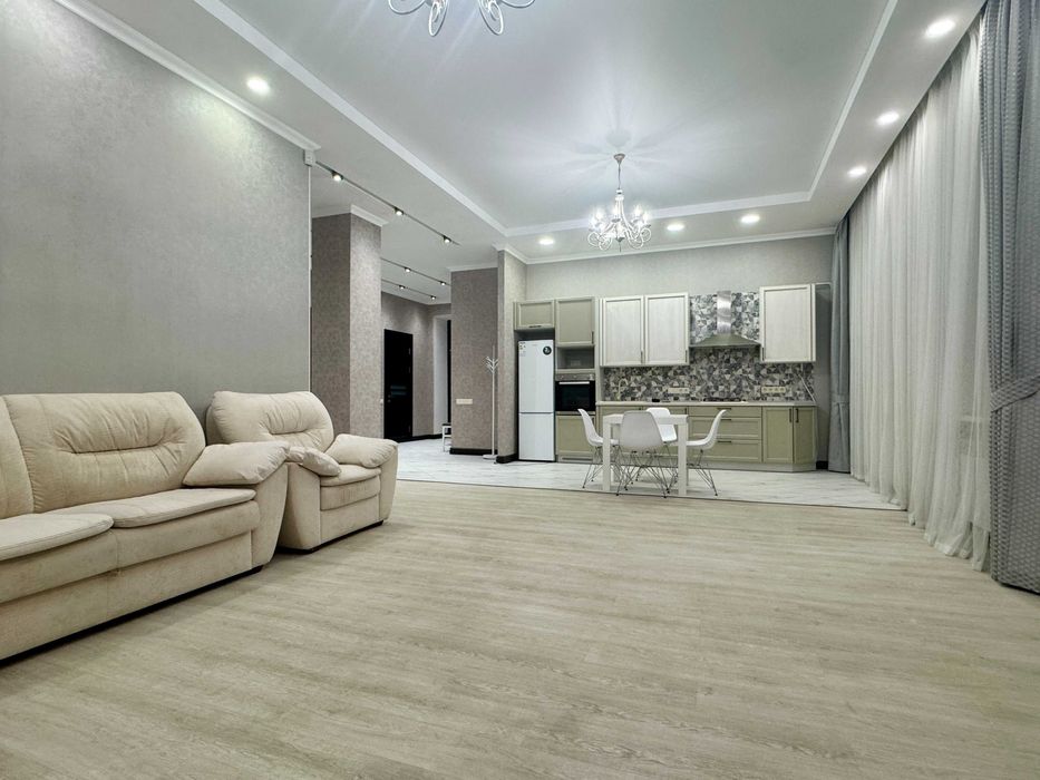 Продается Евро-двушка на Соборной