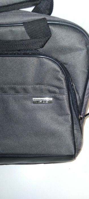 Mala para portátil da marca Asus