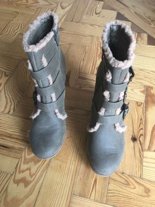 Botas de cunha 41