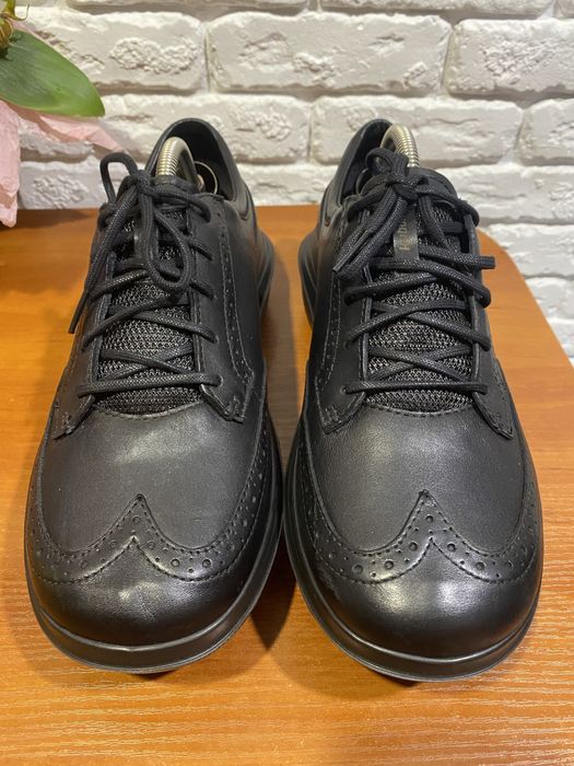 Туфлі kybun Men's Yangban Black Dress Shoe
