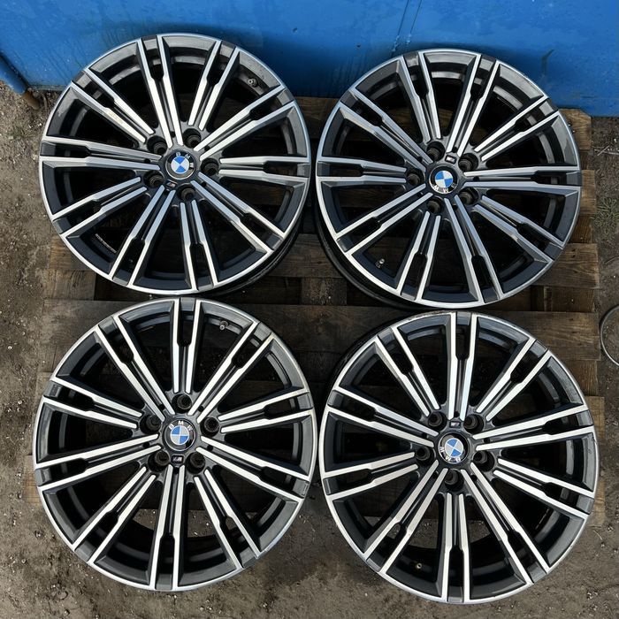 5х112 r18 диски BMW M  різноширокі!